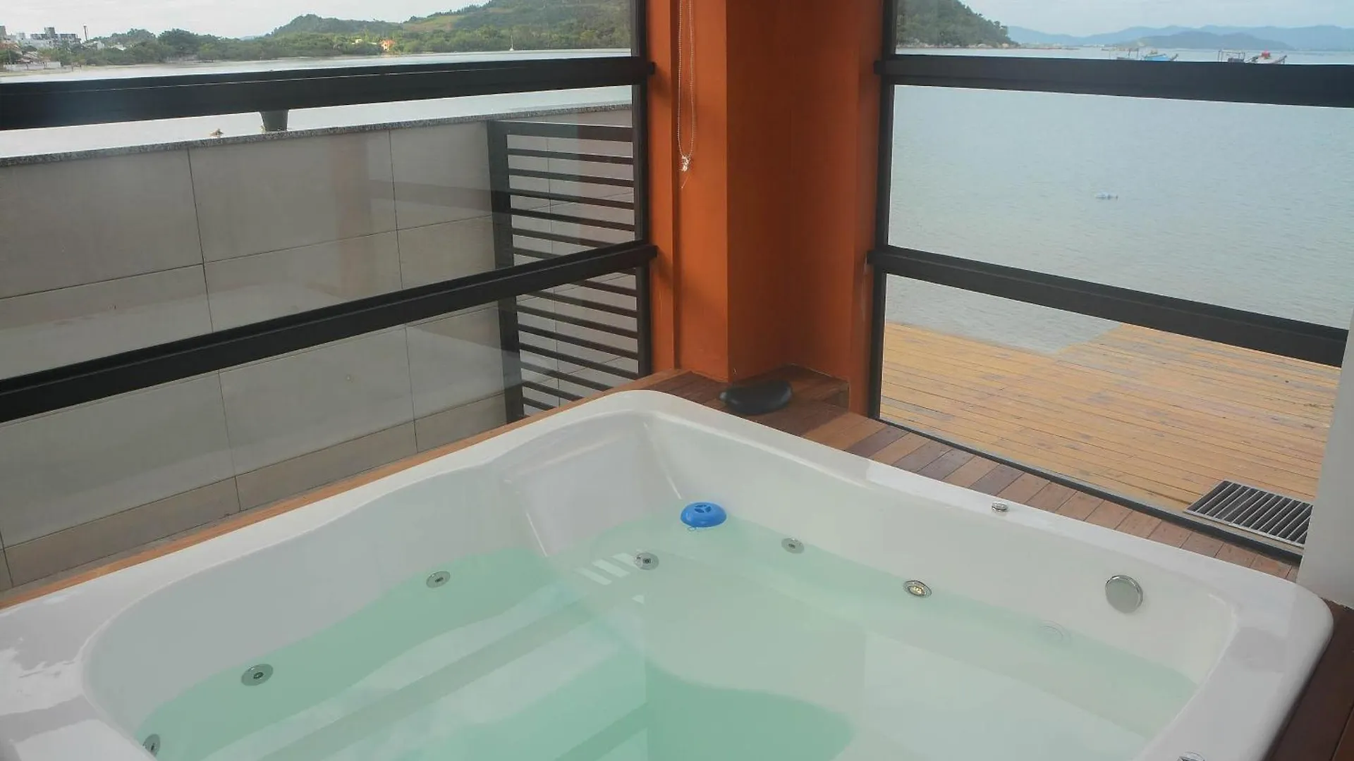 Villa Casa Pe Na Areia - Piscina E Jacuzzi - Gov C Ramos Governador Celso Ramos